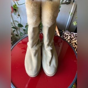 Guess Gwhalia suede/faux fur back lace-up insulated fleece boots